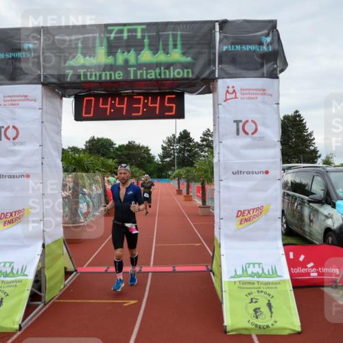 15.06.2025 - 7 Türme Triathlon Michael Strokosch http://msf.ph/oto/8004262 15.06.2025 14:43:45 Ziel 333, 424, 486, 534 meine-sportfotos.de