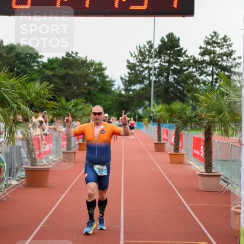 15.06.2025 - 7 Türme Triathlon Michael Strokosch http://msf.ph/oto/8004306 15.06.2025 14:44:34 Ziel 579 meine-sportfotos.de