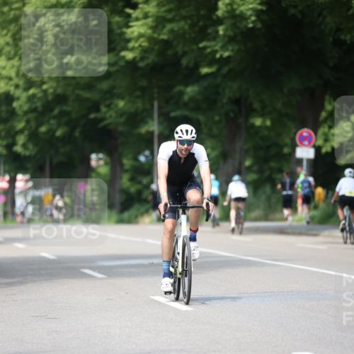 15.06.2025 - 7 Türme Triathlon Yannick Fuchs http://msf.ph/oto/8004358 15.06.2025 13:17:22 Radfahren 648, 819, 823 meine-sportfotos.de
