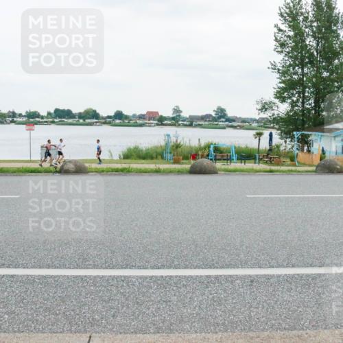 21.06.2025 - 27. Vierlanden-Triathlon H.Heesch http://msf.ph/oto/8004430 15.06.2025 12:59:14 Radfahren 1162 meine-sportfotos.de