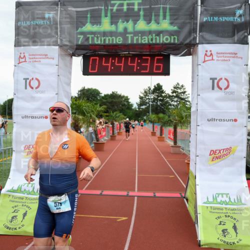 15.06.2025 - 7 Türme Triathlon Michael Strokosch http://msf.ph/oto/8004470 15.06.2025 14:44:36 Ziel 579 meine-sportfotos.de