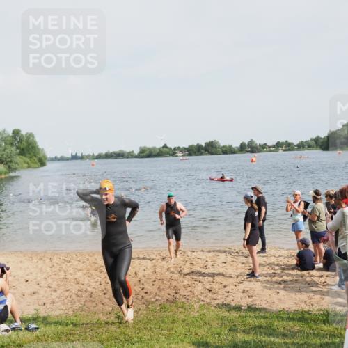 21.06.2025 - 27. Vierlanden-Triathlon MichiJ http://msf.ph/oto/8004481 15.06.2026 10:06:17 Schwimmen 369, 370, 381, 418, 447, 455 meine-sportfotos.de