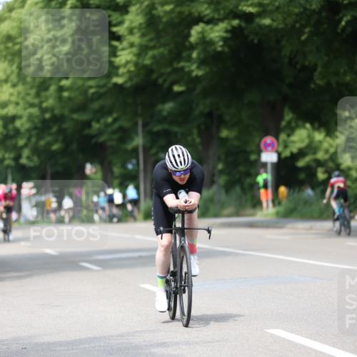 15.06.2025 - 7 Türme Triathlon Yannick Fuchs http://msf.ph/oto/8004498 15.06.2025 13:17:29 Radfahren 489, 543, 648, 894, 909 meine-sportfotos.de