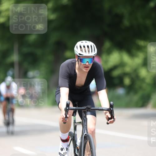 15.06.2025 - 7 Türme Triathlon Yannick Fuchs http://msf.ph/oto/8004674 15.06.2025 13:17:34 Radfahren 489, 543, 574, 590, 764, 800, 850, 894, 909 meine-sportfotos.de