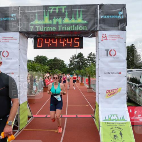 15.06.2025 - 7 Türme Triathlon Michael Strokosch http://msf.ph/oto/8004676 15.06.2025 14:44:45 Ziel 454, 525, 581, 617 meine-sportfotos.de
