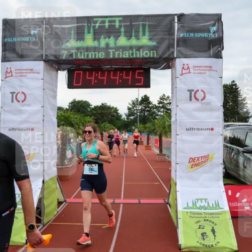 15.06.2025 - 7 Türme Triathlon Michael Strokosch http://msf.ph/oto/8004680 15.06.2025 14:44:45 Ziel 454, 525, 581, 617 meine-sportfotos.de