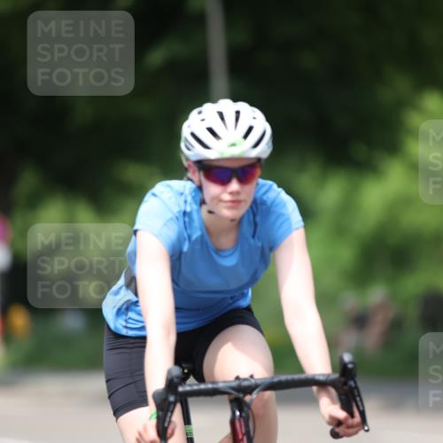 15.06.2025 - 7 Türme Triathlon Yannick Fuchs http://msf.ph/oto/8004706 15.06.2025 13:17:37 Radfahren 489, 543, 574, 590, 666, 764, 800, 850, 894 meine-sportfotos.de