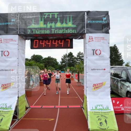 15.06.2025 - 7 Türme Triathlon Michael Strokosch http://msf.ph/oto/8004721 15.06.2025 14:44:47 Ziel 454, 525, 581, 617 meine-sportfotos.de