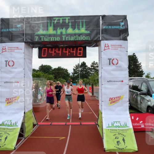 15.06.2025 - 7 Türme Triathlon Michael Strokosch http://msf.ph/oto/8004729 15.06.2025 14:44:48 Ziel 454, 525, 581, 617 meine-sportfotos.de