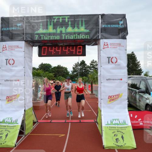 15.06.2025 - 7 Türme Triathlon Michael Strokosch http://msf.ph/oto/8004733 15.06.2025 14:44:48 Ziel 454, 525, 581, 617 meine-sportfotos.de