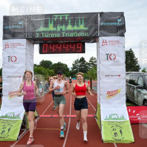 15.06.2025 - 7 Türme Triathlon Michael Strokosch http://msf.ph/oto/8004750 15.06.2025 14:44:49 Ziel 454, 525, 581, 617 meine-sportfotos.de