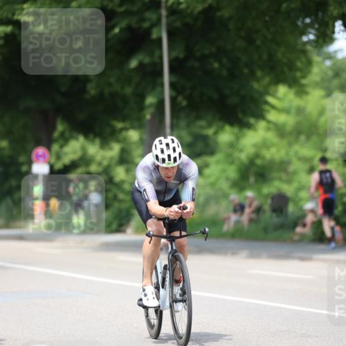 15.06.2025 - 7 Türme Triathlon Yannick Fuchs http://msf.ph/oto/8004806 15.06.2025 13:17:39 Radfahren 543, 574, 590, 666, 764, 800, 850 meine-sportfotos.de