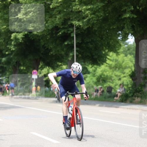 15.06.2025 - 7 Türme Triathlon Yannick Fuchs http://msf.ph/oto/8005062 15.06.2025 13:17:56 Radfahren 198, 605, 645, 720, 796, 829, 1009, 1125 meine-sportfotos.de