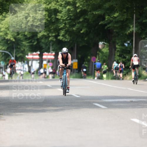 15.06.2025 - 7 Türme Triathlon Yannick Fuchs http://msf.ph/oto/8005176 15.06.2025 13:18:04 Radfahren 198, 205, 556, 605, 720, 768, 799, 829, 843, 1009, 1022, 1046, 1089, 1094, 1125 meine-sportfotos.de