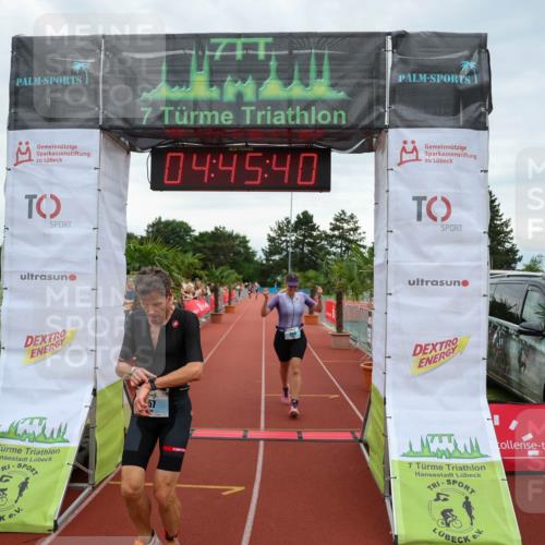 15.06.2025 - 7 Türme Triathlon Michael Strokosch http://msf.ph/oto/8005189 15.06.2025 14:45:40 Ziel 359, 457 meine-sportfotos.de