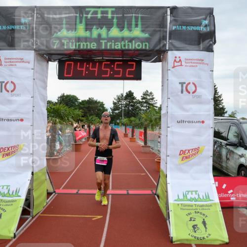 15.06.2025 - 7 Türme Triathlon Michael Strokosch http://msf.ph/oto/8005306 15.06.2025 14:45:52 Ziel 306 meine-sportfotos.de