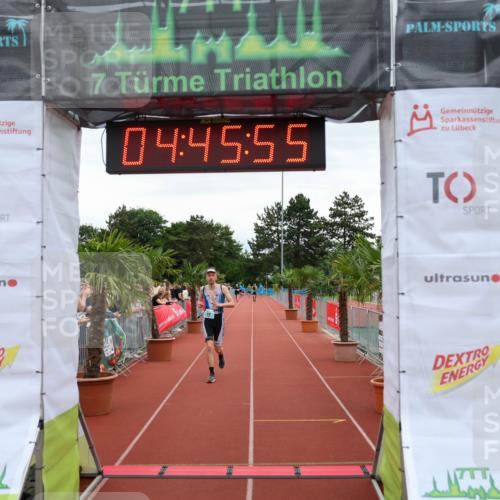 15.06.2025 - 7 Türme Triathlon Michael Strokosch http://msf.ph/oto/8005393 15.06.2025 14:45:55 Ziel 306, 479 meine-sportfotos.de