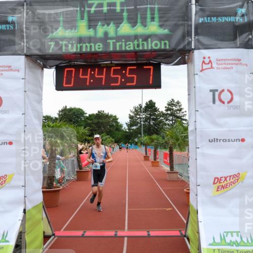 15.06.2025 - 7 Türme Triathlon Michael Strokosch http://msf.ph/oto/8005443 15.06.2025 14:45:56 Ziel 306, 479 meine-sportfotos.de