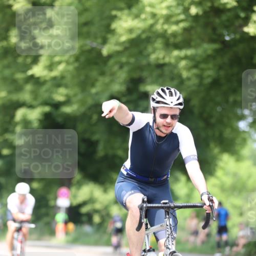 15.06.2025 - 7 Türme Triathlon Yannick Fuchs http://msf.ph/oto/8005771 15.06.2025 13:18:45 Radfahren 204, 223, 336, 412, 533, 679, 810, 863, 1015, 1035, 1040, 1191 meine-sportfotos.de