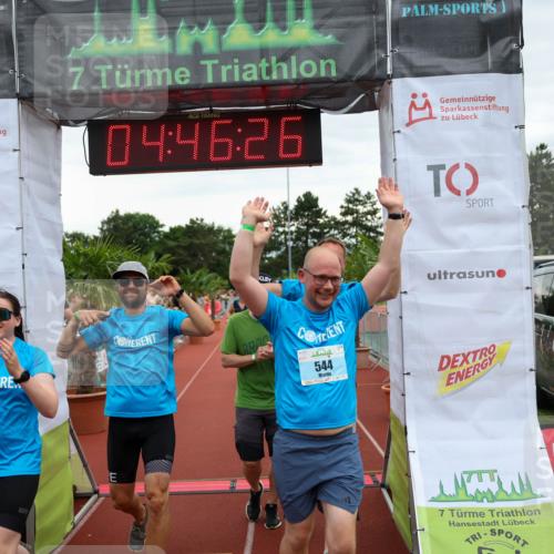 15.06.2025 - 7 Türme Triathlon Michael Strokosch http://msf.ph/oto/8005911 15.06.2025 14:46:26 Ziel 340, 544, 714 meine-sportfotos.de