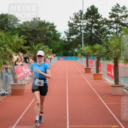 15.06.2025 - 7 Türme Triathlon Michael Strokosch http://msf.ph/oto/8006056 15.06.2025 14:46:46 Ziel 590 meine-sportfotos.de