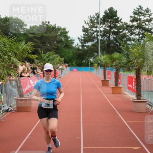 15.06.2025 - 7 Türme Triathlon Michael Strokosch http://msf.ph/oto/8006068 15.06.2025 14:46:46 Ziel 590 meine-sportfotos.de