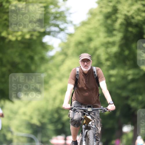 15.06.2025 - 7 Türme Triathlon Yannick Fuchs http://msf.ph/oto/8006079 15.06.2025 13:19:21 Radfahren 946, 1140 meine-sportfotos.de