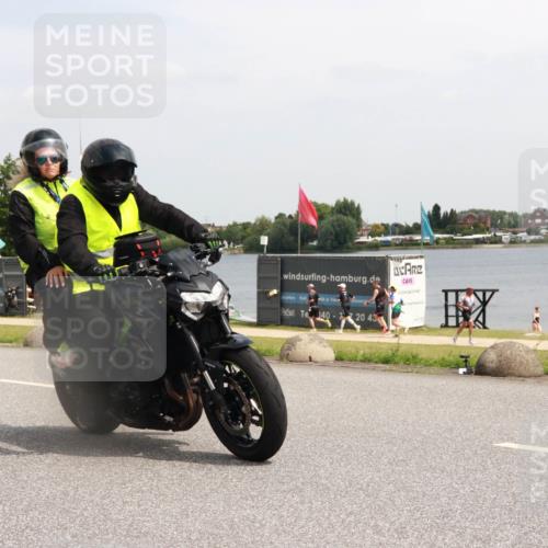 21.06.2025 - 27. Vierlanden-Triathlon H.Heesch http://msf.ph/oto/8006402 15.06.2025 11:58:25 Radfahren  meine-sportfotos.de