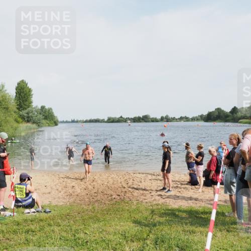 21.06.2025 - 27. Vierlanden-Triathlon MichiJ http://msf.ph/oto/8006502 15.06.2026 10:07:30 Schwimmen 374, 379, 391, 414, 468 meine-sportfotos.de
