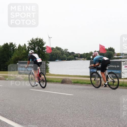 15.06.2025 - 27. Vierlanden-Triathlon H.Heesch http://msf.ph/oto/8006597 15.06.2025 10:39:34 Radfahren 59, 67, 130, 204, 281 meine-sportfotos.de