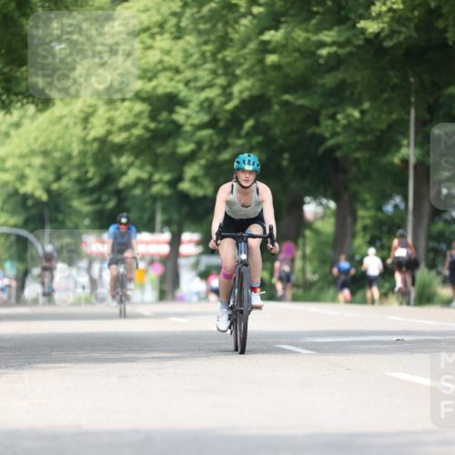 15.06.2025 - 7 Türme Triathlon Yannick Fuchs http://msf.ph/oto/8006686 15.06.2025 13:20:36 Radfahren 356, 444, 491, 496, 610 meine-sportfotos.de