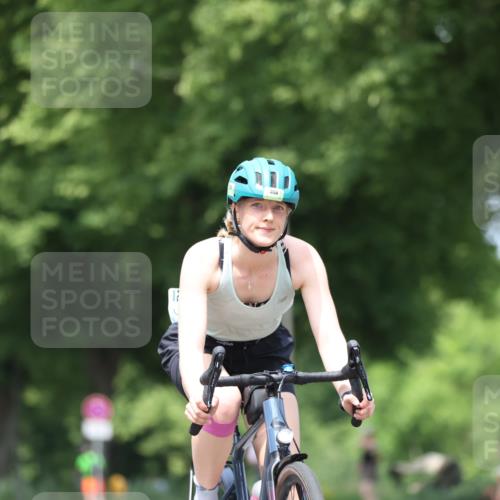 15.06.2025 - 7 Türme Triathlon Yannick Fuchs http://msf.ph/oto/8006745 15.06.2025 13:20:39 Radfahren 356, 444, 496, 610 meine-sportfotos.de