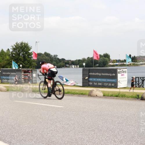 21.06.2025 - 27. Vierlanden-Triathlon H.Heesch http://msf.ph/oto/8006778 15.06.2025 12:06:54 Radfahren 718, 825, 852, 879, 950, 959 meine-sportfotos.de
