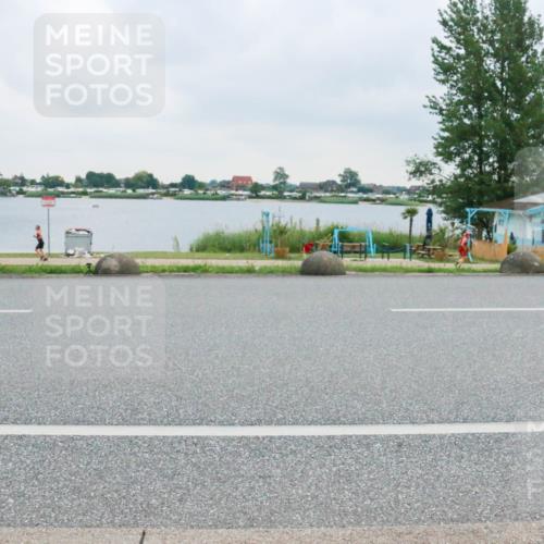 21.06.2025 - 27. Vierlanden-Triathlon H.Heesch http://msf.ph/oto/8006824 15.06.2025 13:14:12 Radfahren 1185, 1212, 1215 meine-sportfotos.de