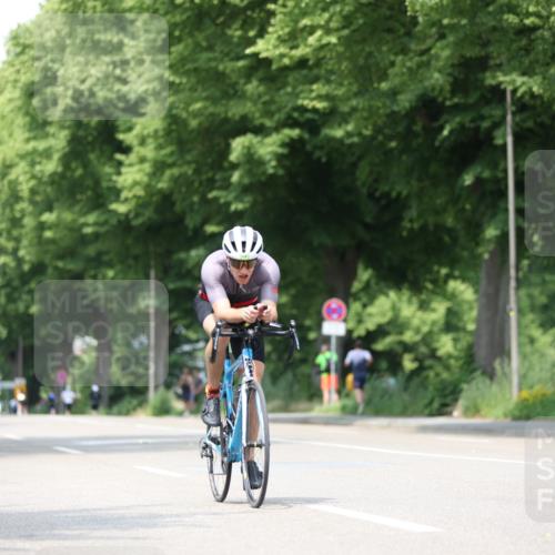 15.06.2025 - 7 Türme Triathlon Yannick Fuchs http://msf.ph/oto/8006876 15.06.2025 13:20:43 Radfahren 444, 496, 610 meine-sportfotos.de