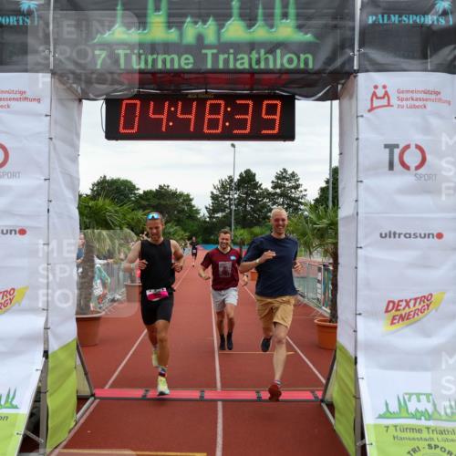 15.06.2025 - 7 Türme Triathlon Michael Strokosch http://msf.ph/oto/8006894 15.06.2025 14:48:39 Ziel 308 meine-sportfotos.de