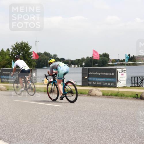 21.06.2025 - 27. Vierlanden-Triathlon H.Heesch http://msf.ph/oto/8006932 15.06.2025 12:07:03 Radfahren 719, 776, 929, 939 meine-sportfotos.de