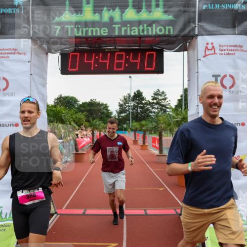 15.06.2025 - 7 Türme Triathlon Michael Strokosch http://msf.ph/oto/8006943 15.06.2025 14:48:39 Ziel 308 meine-sportfotos.de