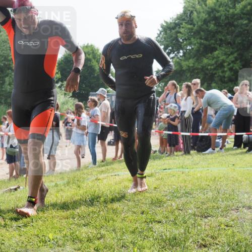 15.06.2025 - 27. Vierlanden-Triathlon KatJ http://msf.ph/oto/8007235 15.06.2025 10:06:03 Schwimmen 362, 372, 410, 435, 458 meine-sportfotos.de