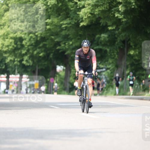 15.06.2025 - 7 Türme Triathlon Yannick Fuchs http://msf.ph/oto/8007498 15.06.2025 13:21:25 Radfahren 369, 484, 671, 817 meine-sportfotos.de