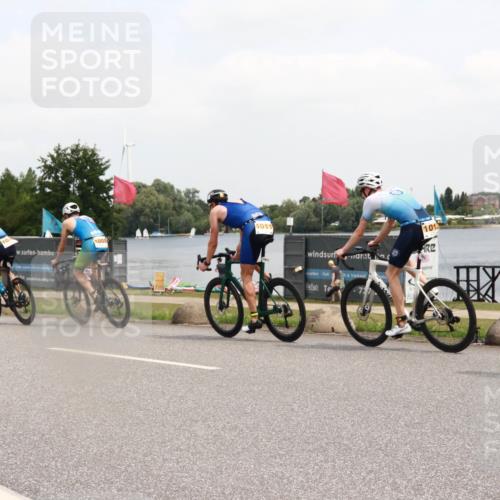 21.06.2025 - 27. Vierlanden-Triathlon H.Heesch http://msf.ph/oto/8007499 15.06.2025 12:08:45 Radfahren 677, 774, 878, 979, 994, 995, 996, 997, 998, 1009, 1010, 1011, 1013 meine-sportfotos.de