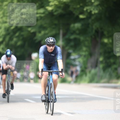 15.06.2025 - 7 Türme Triathlon Yannick Fuchs http://msf.ph/oto/8007610 15.06.2025 13:21:34 Radfahren 341, 484, 669, 940 meine-sportfotos.de