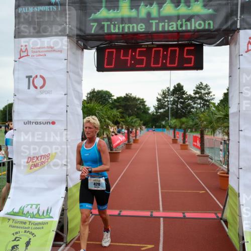 15.06.2025 - 7 Türme Triathlon Michael Strokosch http://msf.ph/oto/8007753 15.06.2025 14:50:04 Ziel 420 meine-sportfotos.de