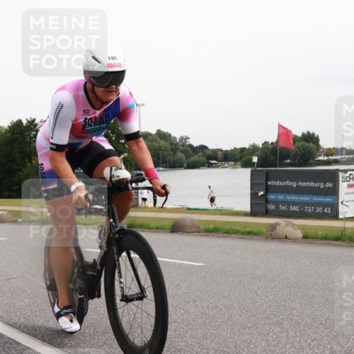 15.06.2025 - 27. Vierlanden-Triathlon H.Heesch http://msf.ph/oto/8007789 15.06.2025 10:45:02 Radfahren 188, 196, 233, 345, 437, 467 meine-sportfotos.de