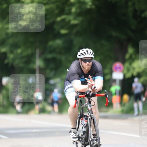 15.06.2025 - 7 Türme Triathlon Yannick Fuchs http://msf.ph/oto/8007853 15.06.2025 13:21:46 Radfahren 405 meine-sportfotos.de