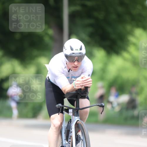 15.06.2025 - 7 Türme Triathlon Yannick Fuchs http://msf.ph/oto/8007886 15.06.2025 13:22:01 Radfahren 219, 588, 835 meine-sportfotos.de