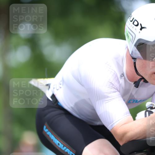 15.06.2025 - 7 Türme Triathlon Yannick Fuchs http://msf.ph/oto/8007909 15.06.2025 13:22:02 Radfahren 219, 588, 835 meine-sportfotos.de