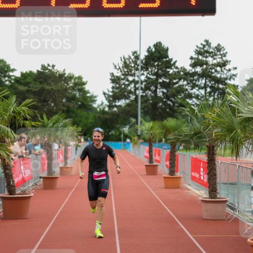 15.06.2025 - 7 Türme Triathlon Michael Strokosch http://msf.ph/oto/8007913 15.06.2025 14:50:31 Ziel 285 meine-sportfotos.de