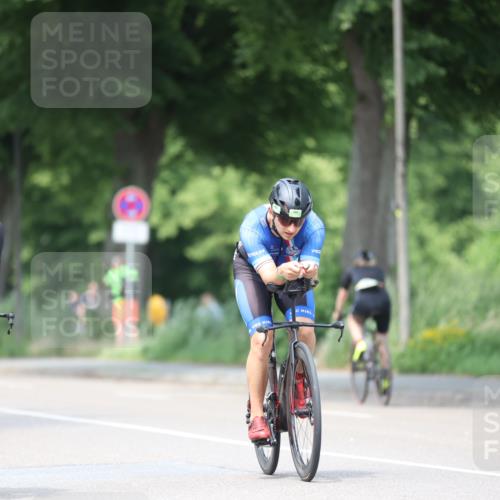 15.06.2025 - 7 Türme Triathlon Yannick Fuchs http://msf.ph/oto/8008000 15.06.2025 13:22:11 Radfahren 458, 678, 937, 1133 meine-sportfotos.de