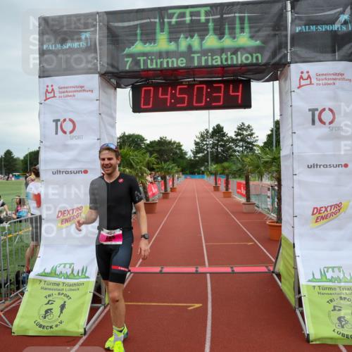 15.06.2025 - 7 Türme Triathlon Michael Strokosch http://msf.ph/oto/8008007 15.06.2025 14:50:33 Ziel 285 meine-sportfotos.de